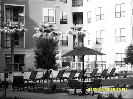 Exterior View of 33 Thirty Three Apartments Houston, Tx